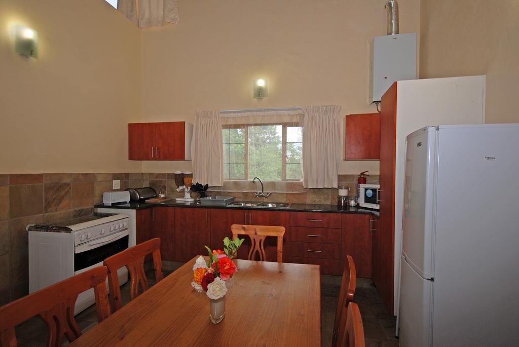 Hoopoe Haven Guest House Chartwell Exteriér fotografie